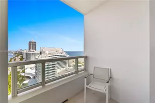 4401 Collins Ave, Miami Beach, FL 33140 - Photo 23