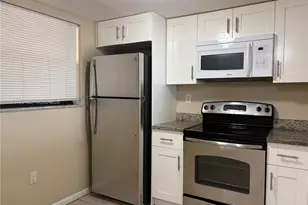 10865 SW 112th Ave, Miami, FL 33176 - Photo 13