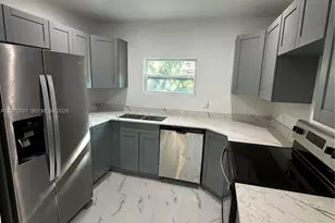 8111 N 10, Tampa, FL 33604 - Photo 3