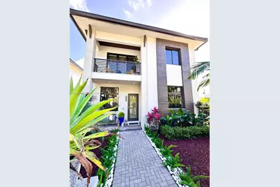 8286 NW 51st Ter, Doral, FL 33166 - Photo 1