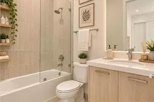 8286 NW 51st Terrace, Doral, FL 33166 - Photo 9