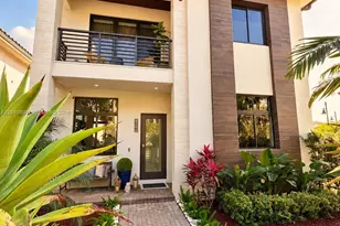 8286 NW 51st Terrace, Doral, FL 33166 - Photo 1