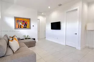 8286 NW 51st Terrace, Doral, FL 33166 - Photo 9