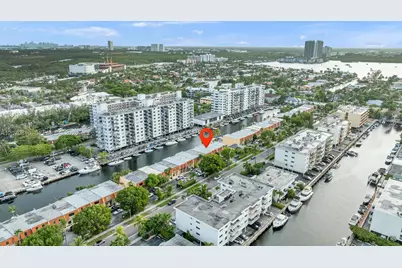 3690 NE 167th St #34, North Miami Beach, FL 33160 - Photo 45