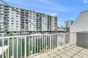 3690 NE 167th St, North Miami Beach, FL 33160 - Photo 31
