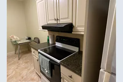 4330 Hillcrest Dr #1009, Hollywood, FL 33021 - Photo 15