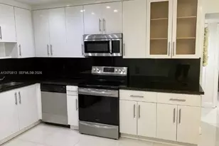 4060 N Hills Dr, Hollywood, FL 33021 - Photo 19