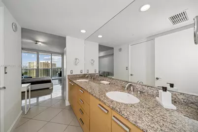 1800 S Ocean Dr #1406, Hallandale Beach, FL 33009 - Photo 17