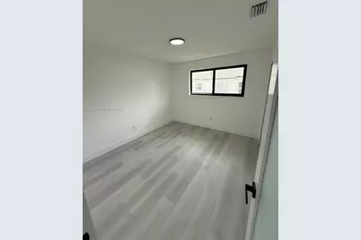 2944 NW 61st St, Miami, FL 33142 - Photo 19