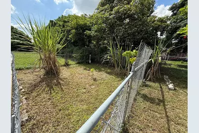 2944 NW 61st St, Miami, FL 33142 - Photo 39