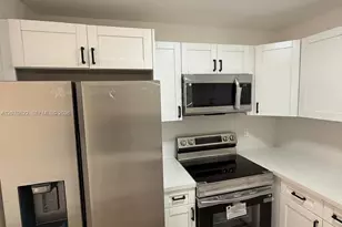 2944 NW 61st St, Miami, FL 33142 - Photo 13