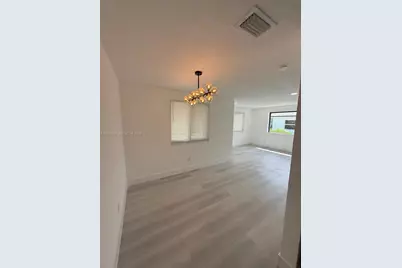 2944 NW 61st St, Miami, FL 33142 - Photo 15