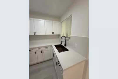 2944 NW 61st St, Miami, FL 33142 - Photo 17