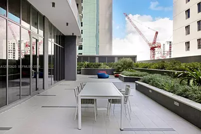55 SW 9th St #1609, Miami, FL 33130 - Photo 23