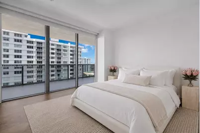 5875 Collins Ave #1102, Miami Beach, FL 33140 - Photo 21