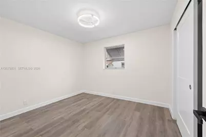 3561 NW 41st St, Lauderdale Lakes, FL 33309 - Photo 13