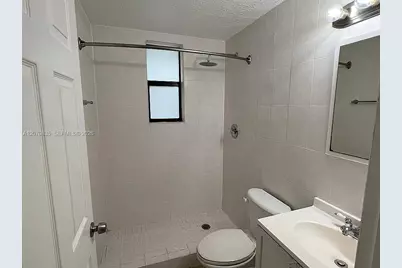 421 SW 6th St #7, Miami, FL 33130 - Photo 5