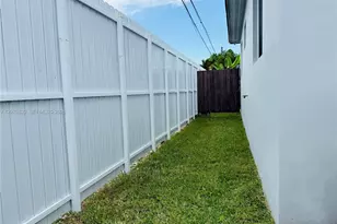 1221 SW 76th Ct, Miami, FL 33144 - Photo 23