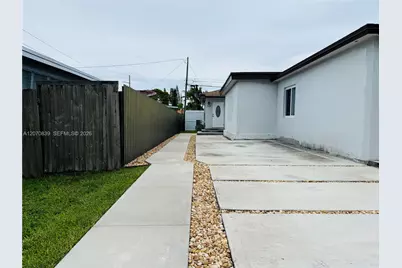1221 SW 76th Ct, Miami, FL 33144 - Photo 3
