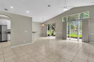 6271 SW 195th Ave, Pembroke Pines, FL 33332 - Photo 11