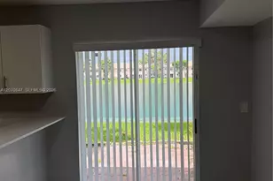 1261 SE 27th St, Homestead, FL 33035 - Photo 3