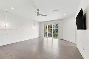 3237 NE 5th St, Pompano Beach, FL 33062 - Photo 23