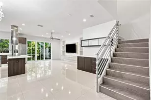 3237 NE 5th St, Pompano Beach, FL 33062 - Photo 3