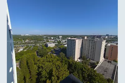 2780 NE 183rd St #1903, Aventura, FL 33160 - Photo 7