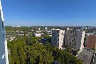 2780 NE 183rd St, Aventura, FL 33160 - Photo 7