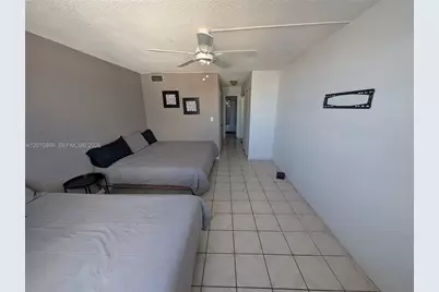 2780 NE 183rd St #1903, Aventura, FL 33160 - Photo 17