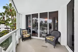 21050 Point Pl, Aventura, FL 33180 - Photo 25