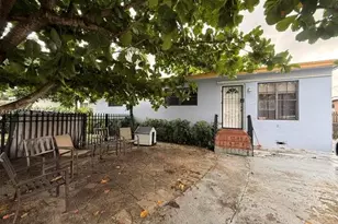 1060 NW 116th St, Miami, FL 33168 - Photo 17