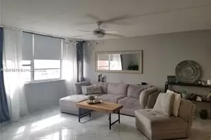 1301 NE Miami Gardens Dr, Miami, FL 33179 - Photo 7