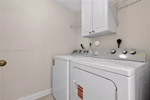14946 SW 9th Way, Miami, FL 33194 - Photo 9