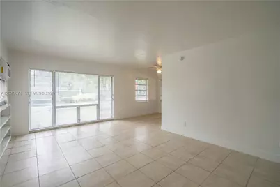 1812 NE 20th Ave #1, Fort Lauderdale, FL 33305 - Photo 3