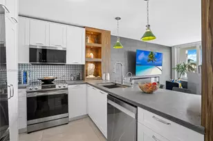 2881 NE 33rd Ct, Fort Lauderdale, FL 33306 - Photo 3