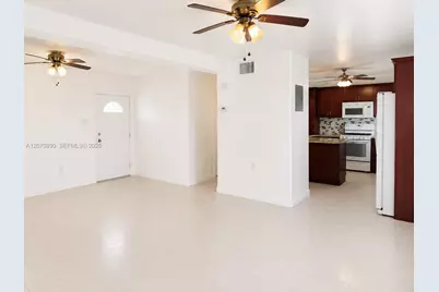 325 NE 108th St #1, Miami, FL 33161 - Photo 11