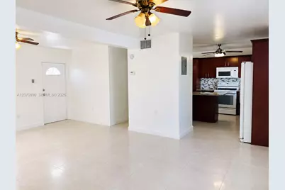 325 NE 108th St #1, Miami, FL 33161 - Photo 3