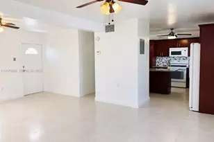 325 NE 108th St, Miami, FL 33161 - Photo 3