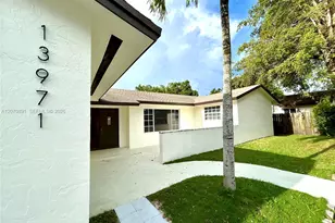 13971 SW 112th St, Miami, FL 33186 - Photo 3