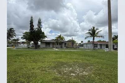 26220 SW 127th Ave, Homestead, FL 33032 - Photo 1