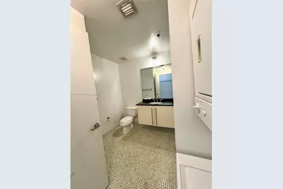 8101 Biscayne Blvd #R-411, Miami, FL 33138 - Photo 5