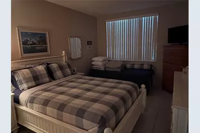 1965 S Ocean Dr #2D, Hallandale Beach, FL 33009 - Photo 3