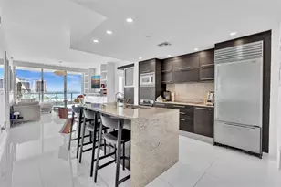 900 Biscayne Blvd, Miami, FL 33132 - Photo 17