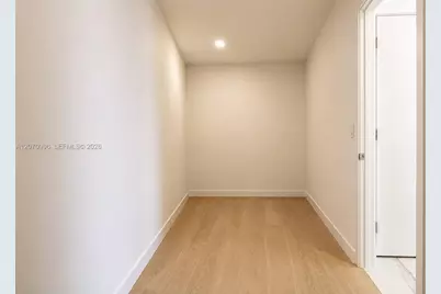 1400 Biscayne Blvd #3401, Miami, FL 33132 - Photo 13