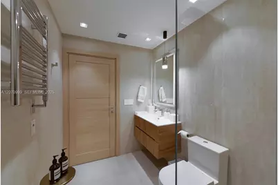 888 Biscayne Blvd #1509, Miami, FL 33132 - Photo 31