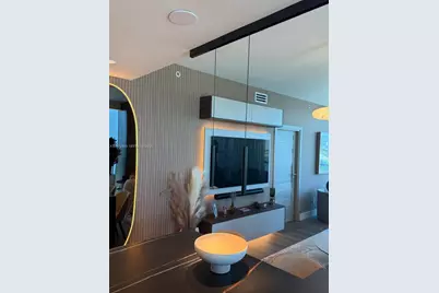 888 Biscayne Blvd #1509, Miami, FL 33132 - Photo 31