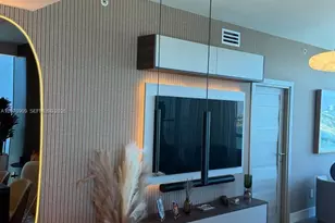 888 Biscayne Blvd, Miami, FL 33132 - Photo 31