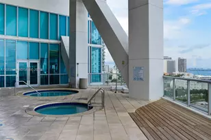 888 Biscayne Blvd, Miami, FL 33132 - Photo 45