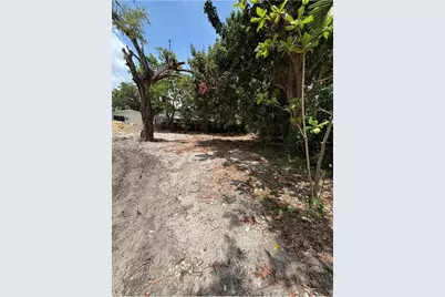 301 NE 58 St, Miami, FL 33137 - Photo 5